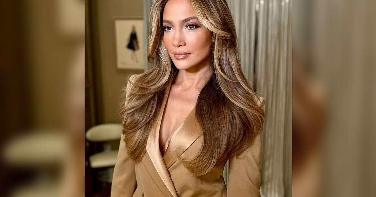 jlo goes braless instagram