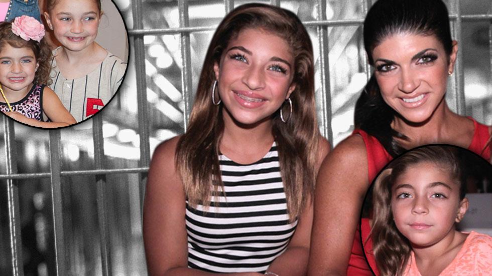 //teresa giudice only told oldest daughter about looming prison sentence slider