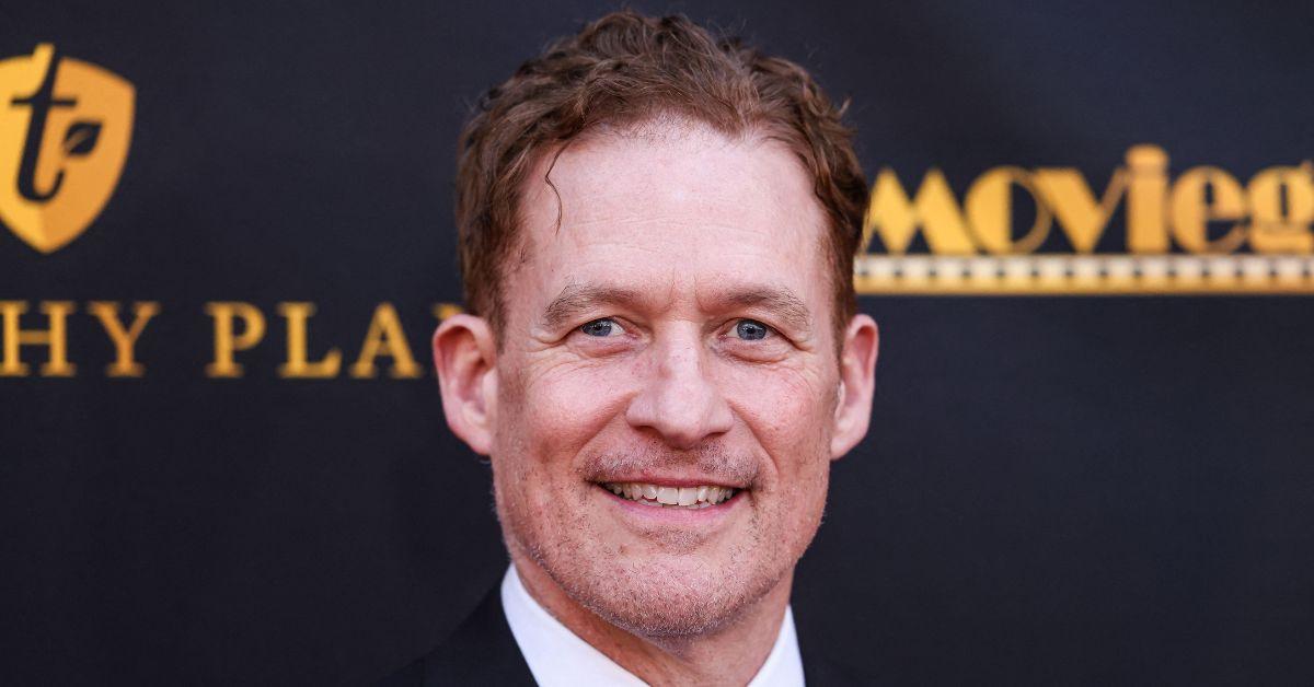 James Tupper was spotted dining with Loughlin amid her separation from Giannulli.