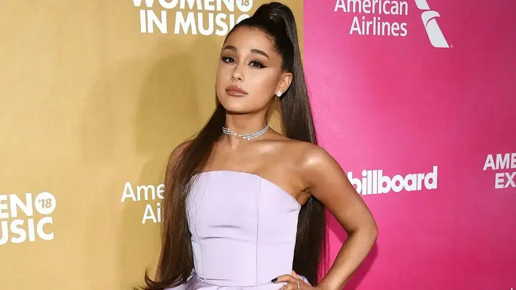 Dahmer Victim’s Family Blasts Ariana Grande's Dinner Date Comment