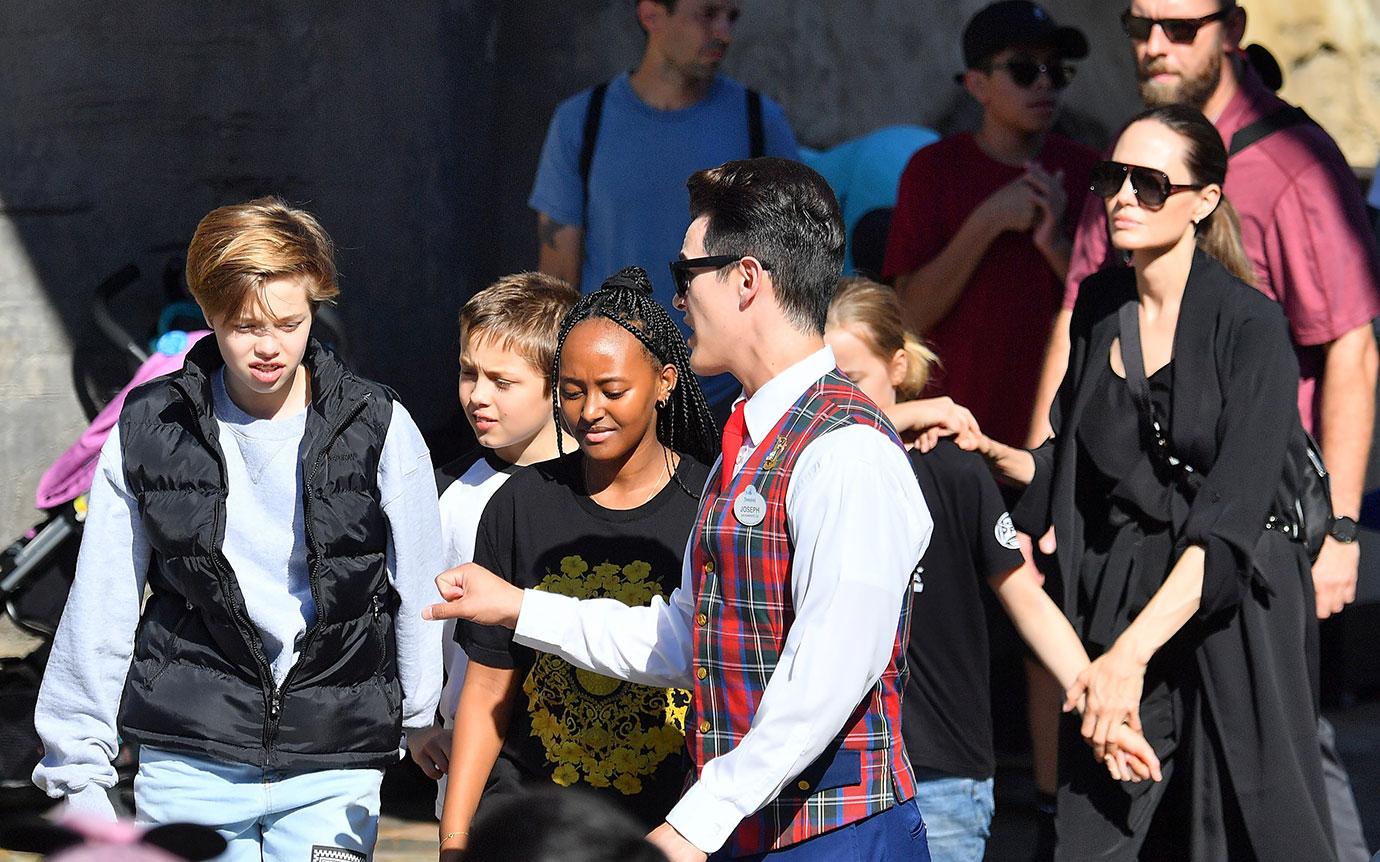 Angelina Jolie Takes Kids To Disneyland After Maddox College