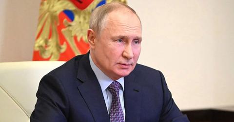 Paranoid Vladimir Putin Already Launched 82 Treason Cases This Year