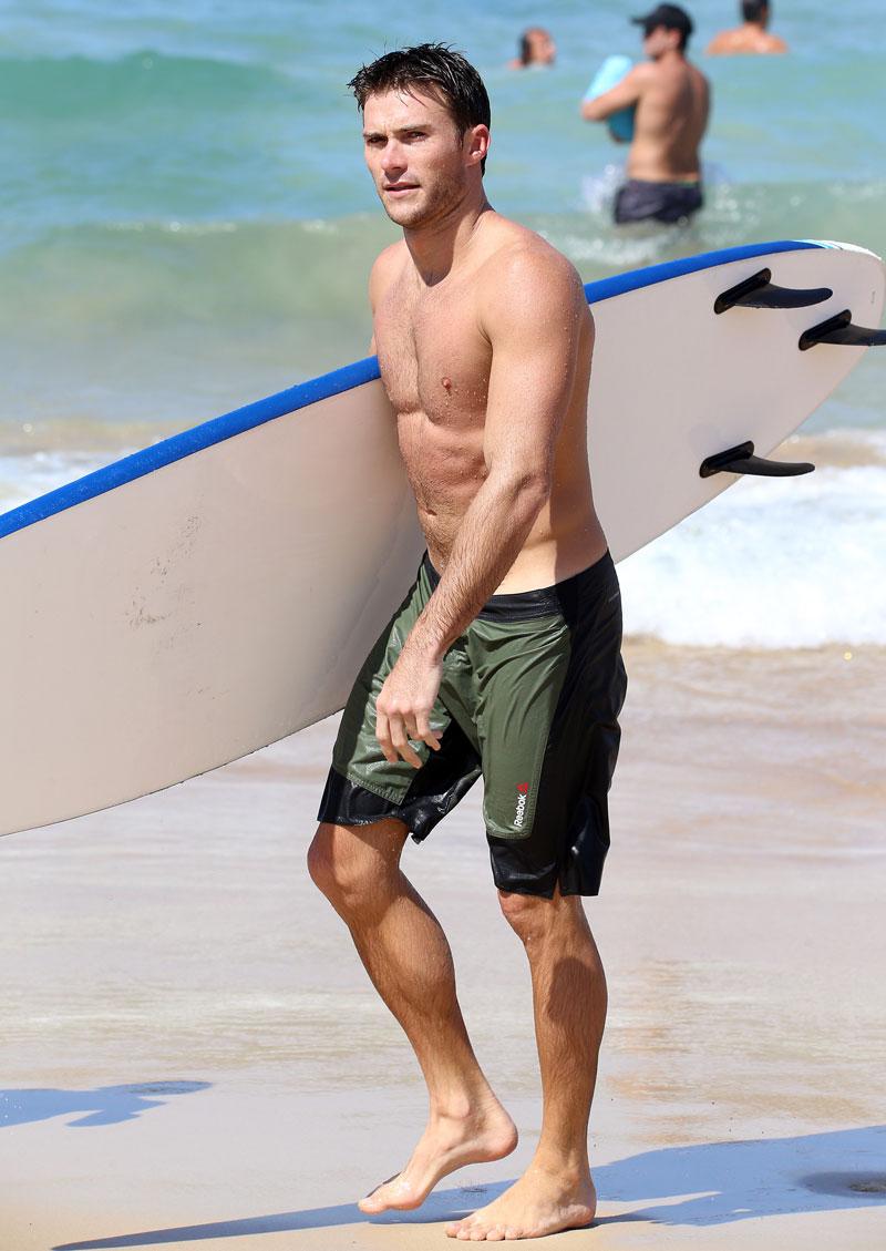 Scott Eastwood Shirtless Surfing Beach Pics