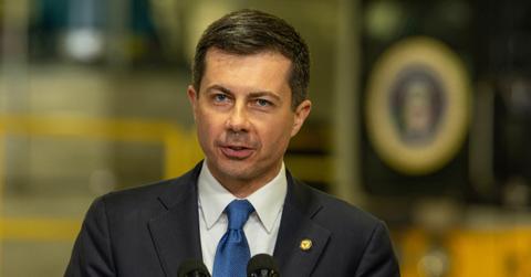 pete buttigieg faces backlash over trip ohio train derailment site pp