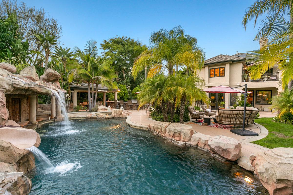 'RHOC' Alum Vicki Gunvalson Selling Her Smaller Coto De Caza Home