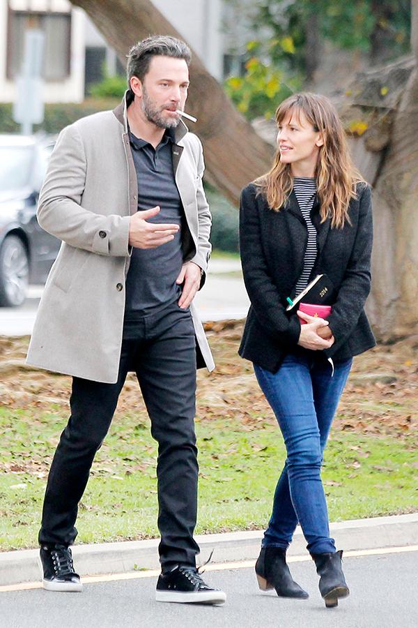 //ben affleck jennifer garner separate lives