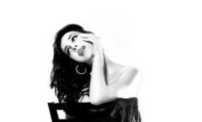 //mayraveronicachair