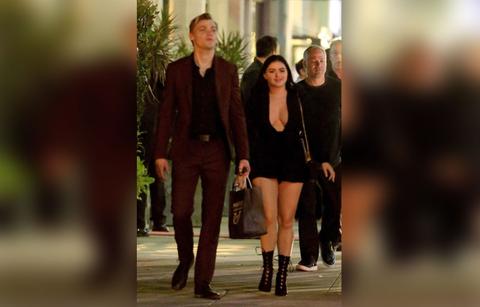 Boobs Out! Ariel Winter Flaunts Cleavage On Date With Boyfriend