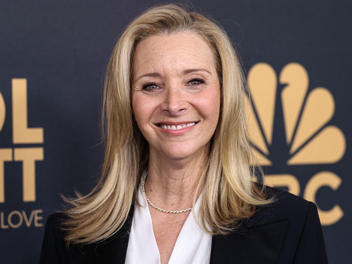 Lisa Kudrow's comments about being overlooked on 'Friends' reportedly caused tension with Jennifer Aniston and the cast.