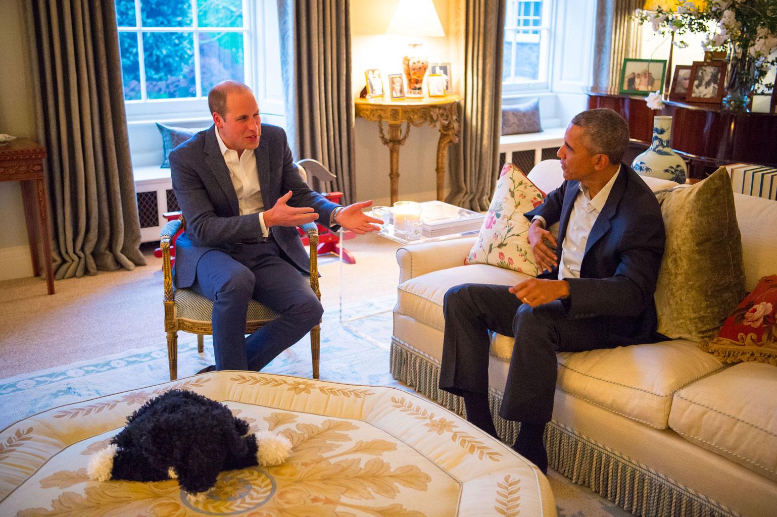 //kate middleton prince william hid painting negro obama visit