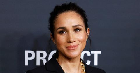 meghan markle returns suits cash struggles