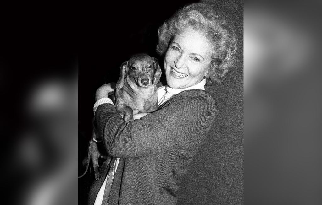 Betty White Suffered Stroke 6 Days Before Passing