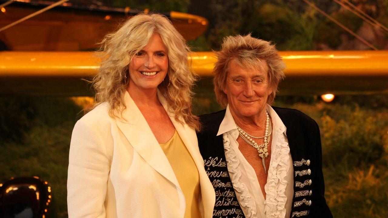 Photo of Penny Lancaster and Rod Stewart