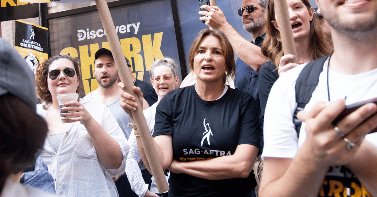'SUV' Star Mariska Hargitay's Marriage Rejuvenated by WGA Strike: Report - Vimarsana News