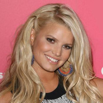 Jessica Simpson's New Man -- A Real Tight End