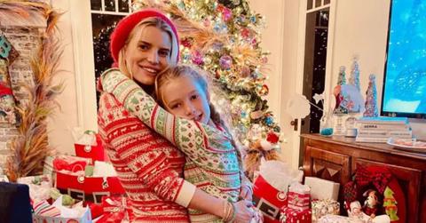 photo of Jessica Simpson and daughter Maxwell