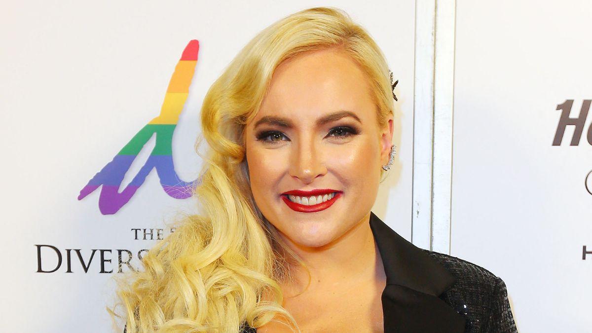 image of Milo Yiannopoulos also released alleged messages from Kirk in a separate dispute.