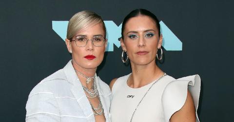 //soccer stars ali krieger and ashlyn harris get married