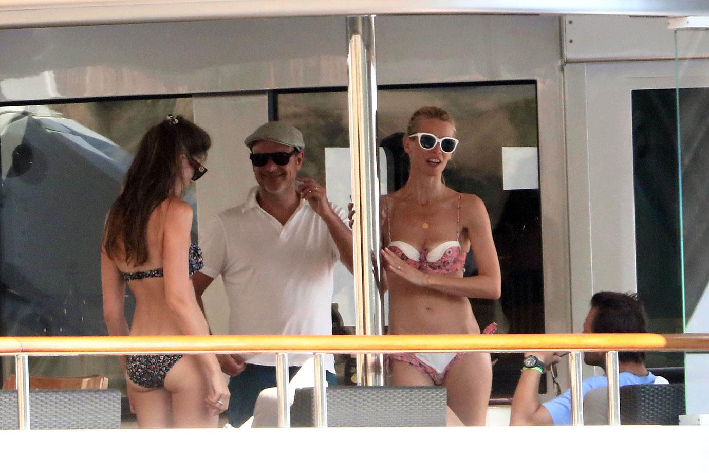 Claudia Schiffer Bikini 47 Husband Kids