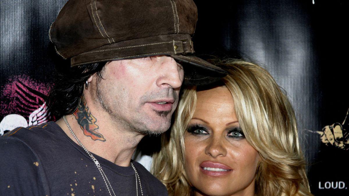 picture of Pamela Anderson and Tommy Lee
