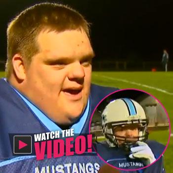 touchdown-downsyndrome-football-team-support-waterboy