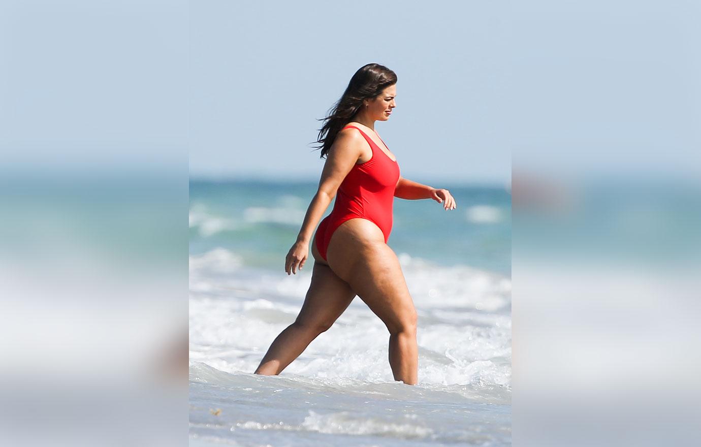 Ashley Graham Plus Size Model Boobs Butt Photos -- Sports Illustrated Girl  In A Red Suit Miami