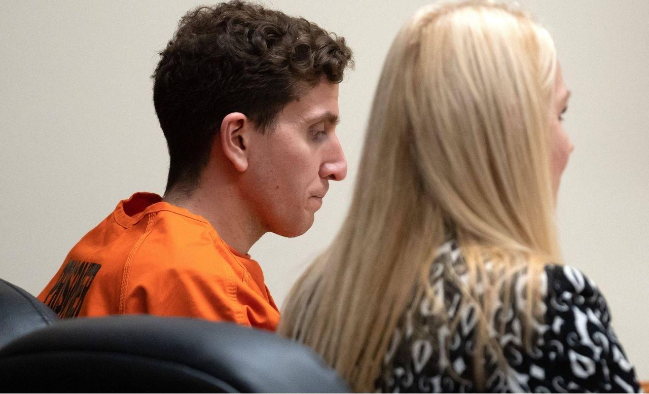 Photo of Bryan Kohberger and Ann Taylor in court.