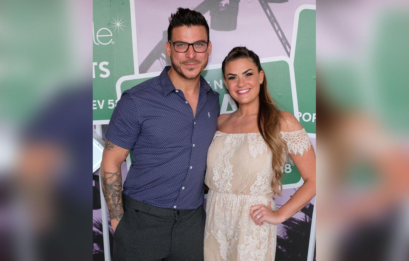 ‘Vanderpump Rules’ Star Jax Taylor Ditches Wedding Ring Again