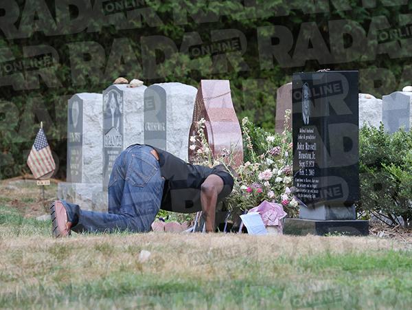 The Last Goodbye: Nick Gordon Collapses In Tears During Bobbi Kristina