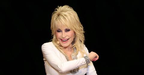 Dolly Parton's secret cancer battle and the heartbreaking details surrounding her final hours are revealed.