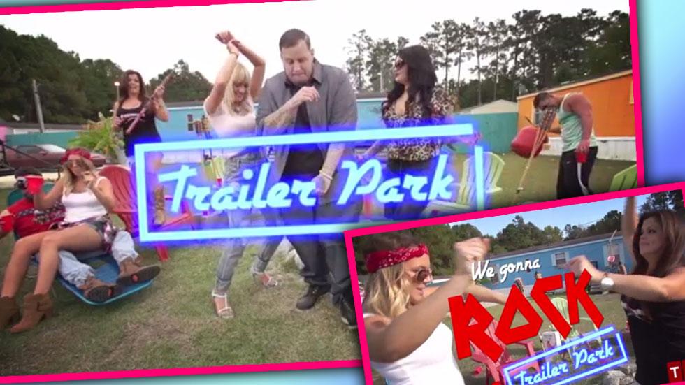 Trailer Park Welcome To Myrtle Manor Season 3 Returns February 26 At 10pm Et 6507