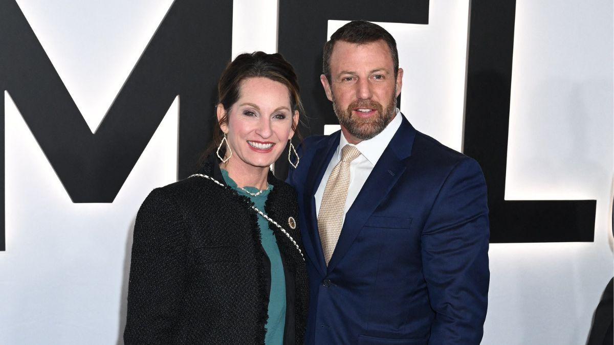 Photo of Markwayne Mullin, Christie Renee Rowan