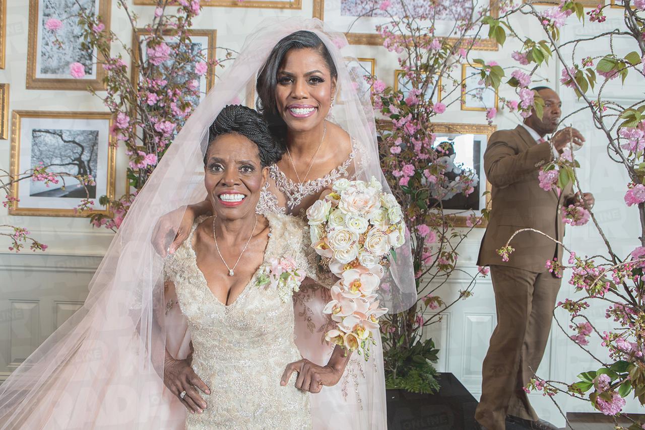 [PICS] Omarosa Wedding Reception 'Fantastic' Day She Says In Pink