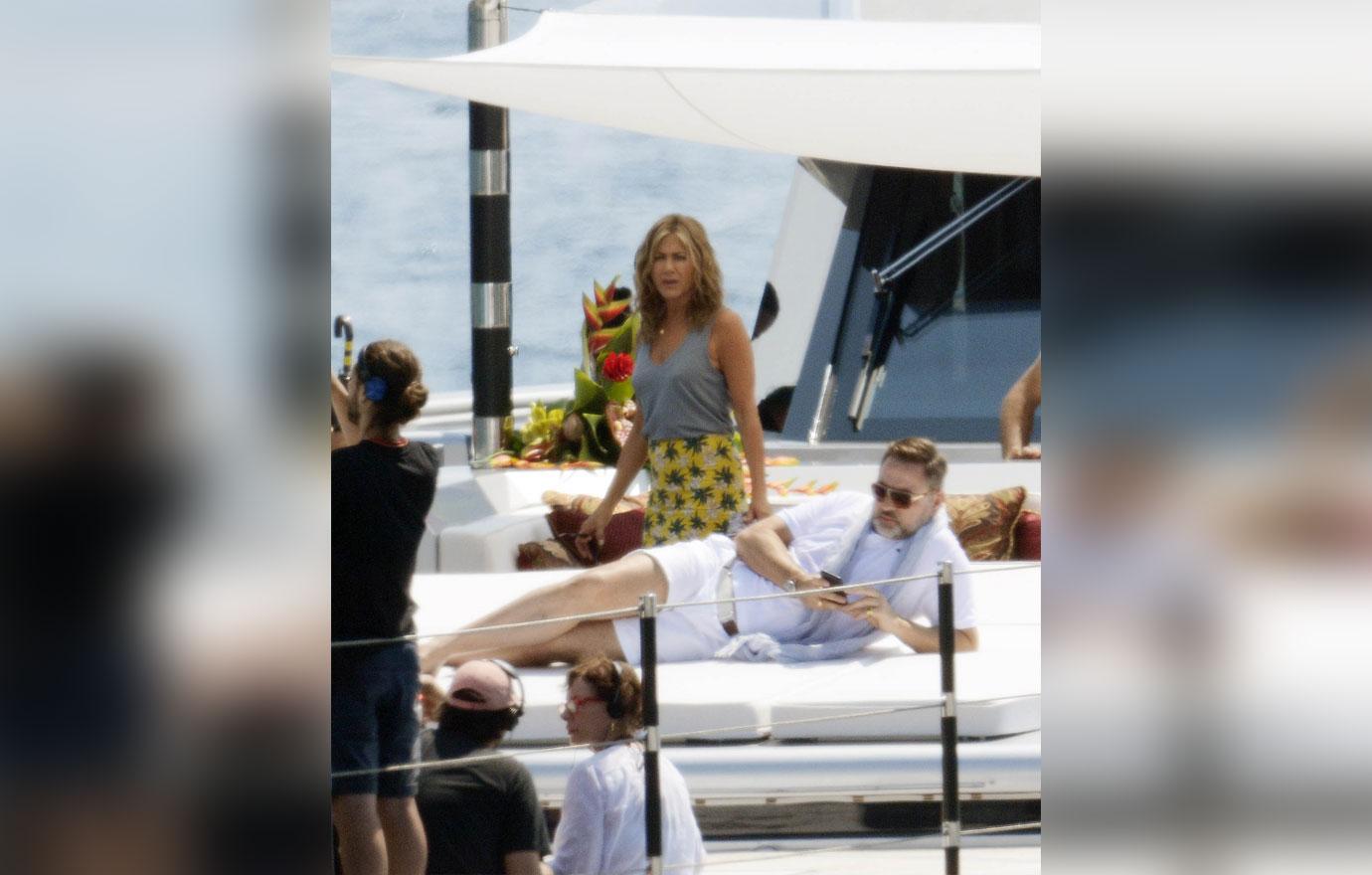 Jennifer Aniston Yacht Italy