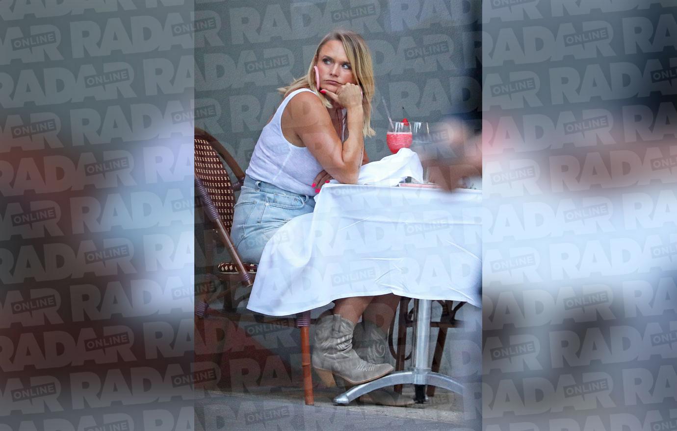 Miranda Lambert Caught Drinking Alone Without New Hubby