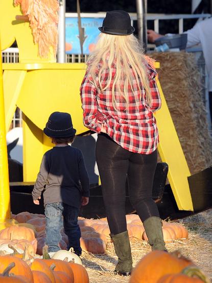 //christina aguilera pumpkin patch