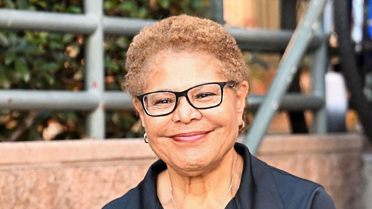 picture of Karen Bass