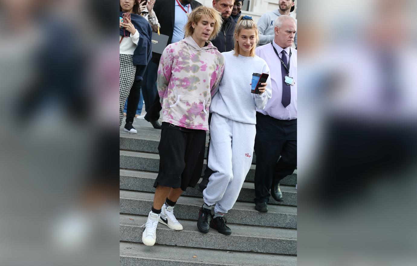 justin bieber street busking playing money outside buckingham palace marriage rumors