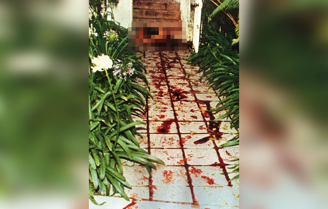 crime scene photos nicole brown simpson