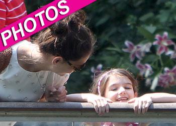 //katie holmes suri cruise zoo sn