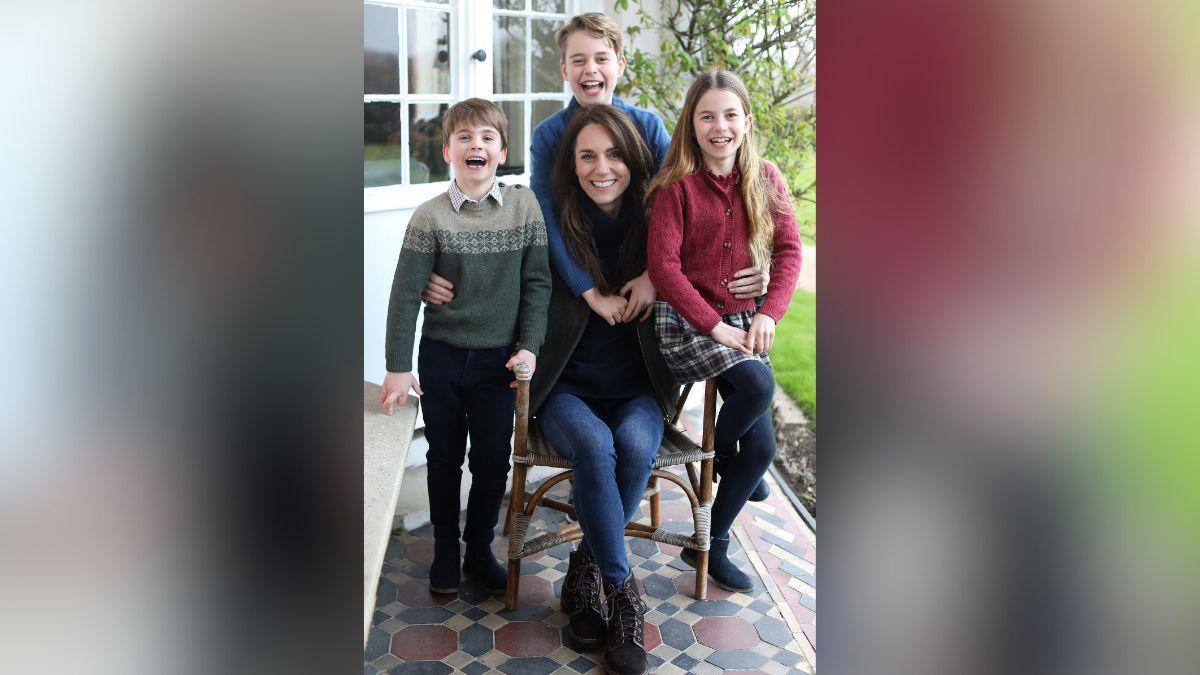 Photo of Kate Middleton and kids