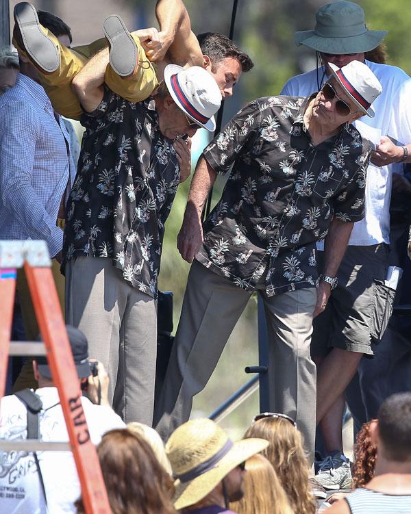 Zac Efron Shirtless Muscles Robert DeNiro Bad Grandpa Set