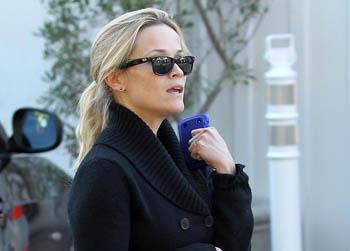 //reese witherspoon jeans ramey