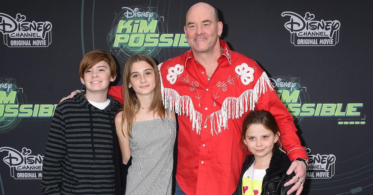 david koechner settles divorce custody wife