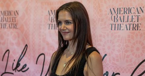 katie holmes lawyer shuts down claims shes desperate for money child support