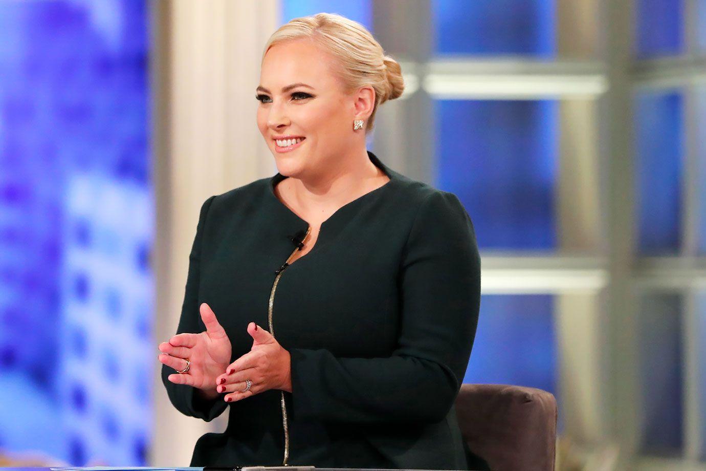 meghan mccain negotiating return to fox news the view r