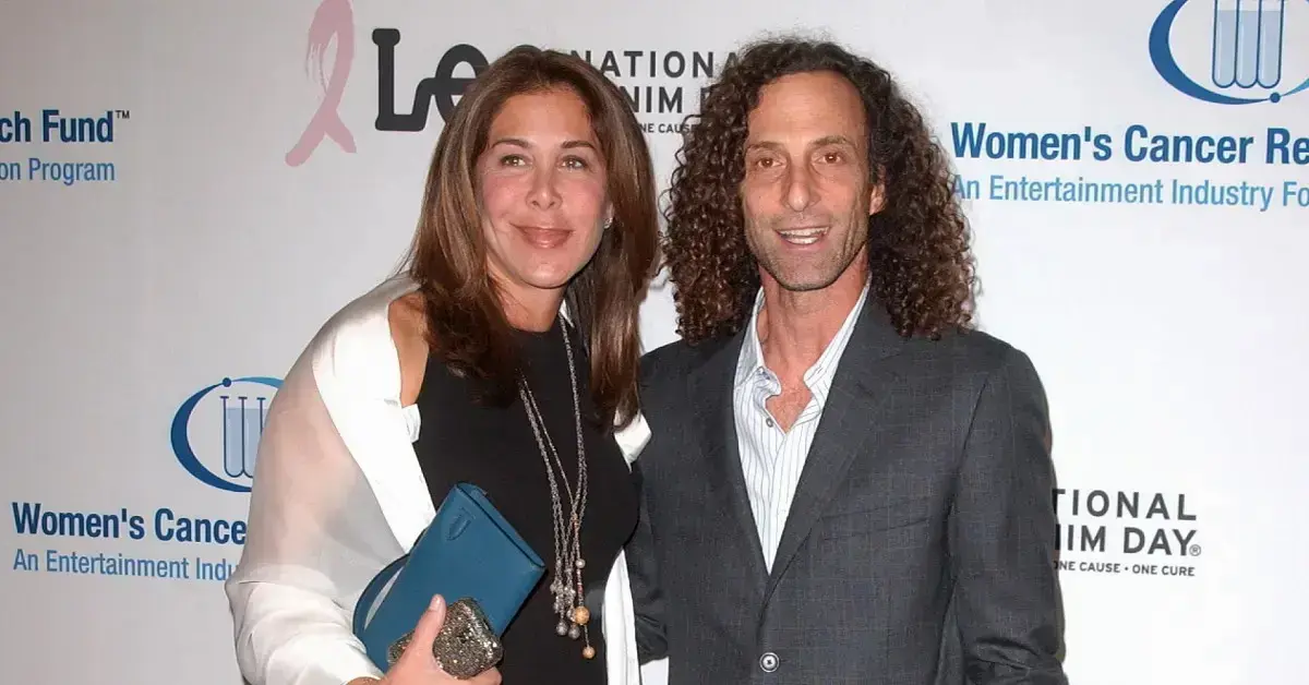 kenny g refusing to turn over jeff bezos emails fight divorce malibu mansion  million settlement  per month lease malibu lauren sanchez