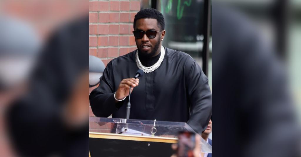 Diddy Gets Accused Of Lip Syncing During 2022 Billboard Music Awards 4369