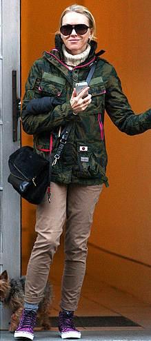 //naomi watts in superdry