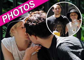 //ashele_simpson_ _inf